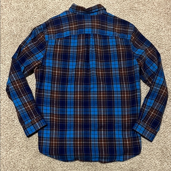 L.L. Bean Slightly Fitted Flannel Button-up Shirt - Picture 3 of 5